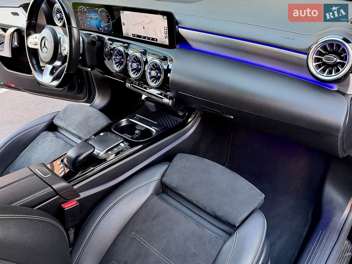 Mercedes-Benz A-Class 2021 VIN W1K1770861J296985 фото оголошення 31 з 62