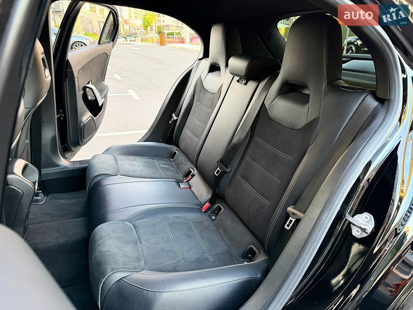 Mercedes-Benz A-Class 2021 VIN W1K1770861J296985 фото оголошення 34 з 62
