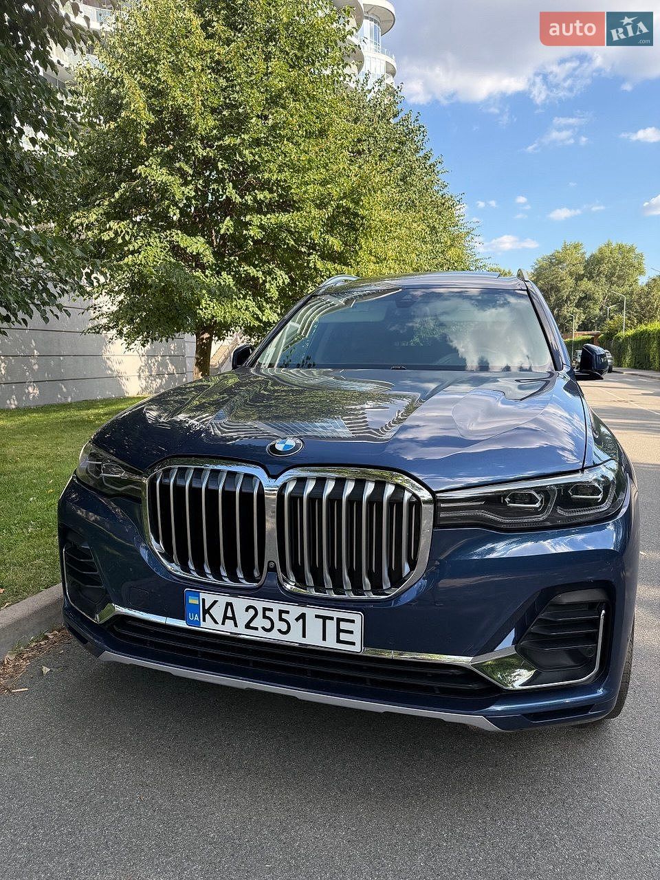 BMW X7 2019 VIN 5UXCW2C54KL089909 фото оголошення 2 з 34