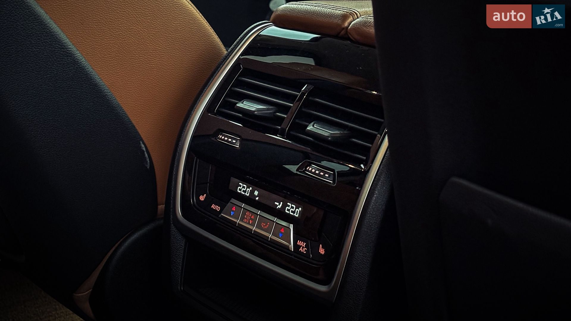 BMW X7 2019 VIN 5UXCW2C54KL089909 фото оголошення 29 з 34