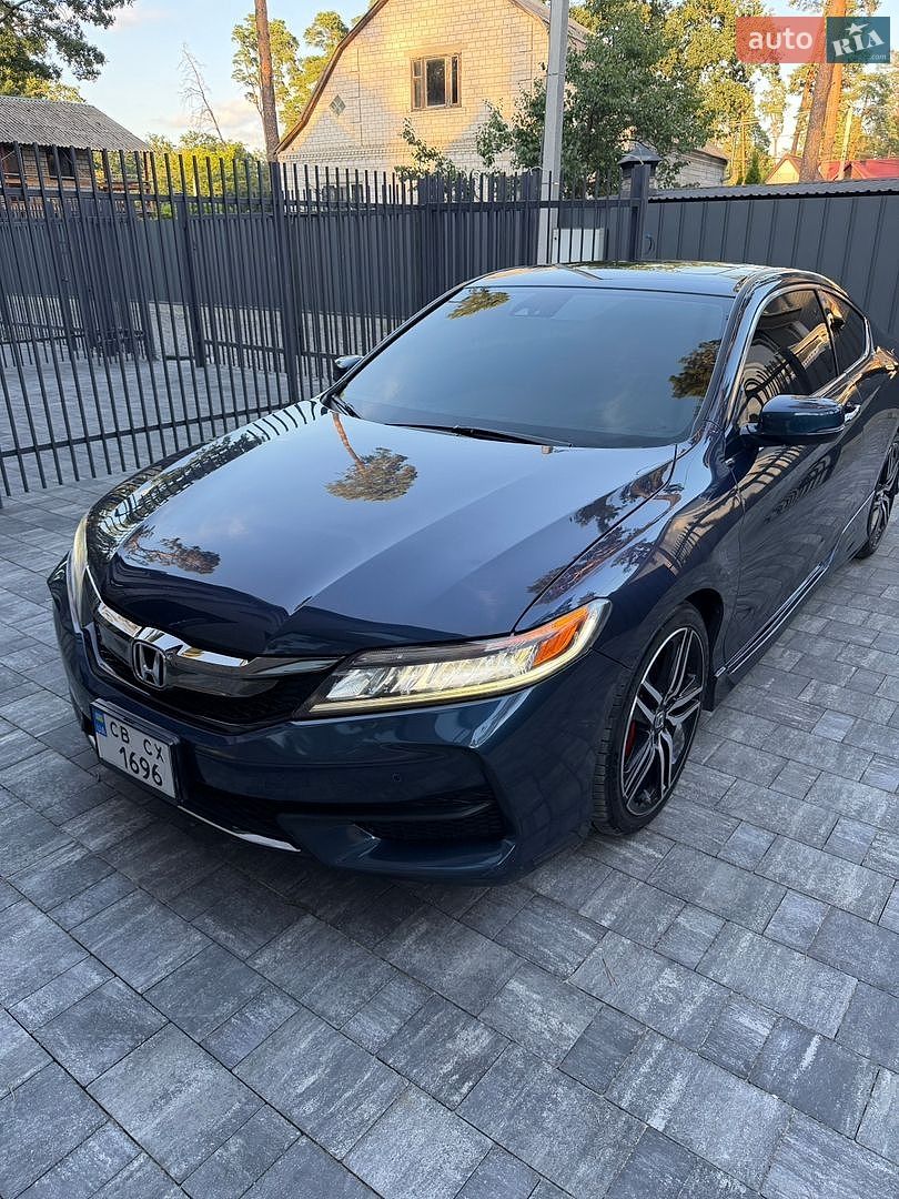 Honda Accord 2016 VIN 1HGCT2B0XGA003541 фото оголошення 3 з 48