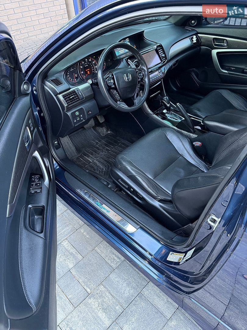 Honda Accord 2016 VIN 1HGCT2B0XGA003541 фото оголошення 32 з 48