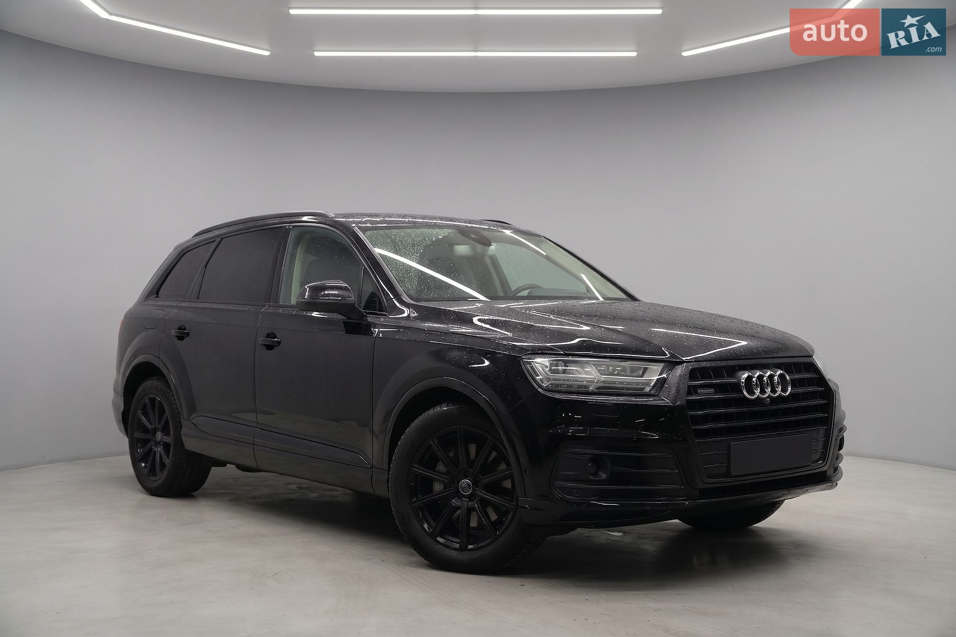 Audi Q7 2017 VIN WA1VAAF73HD000313 фото оголошення 6 з 44