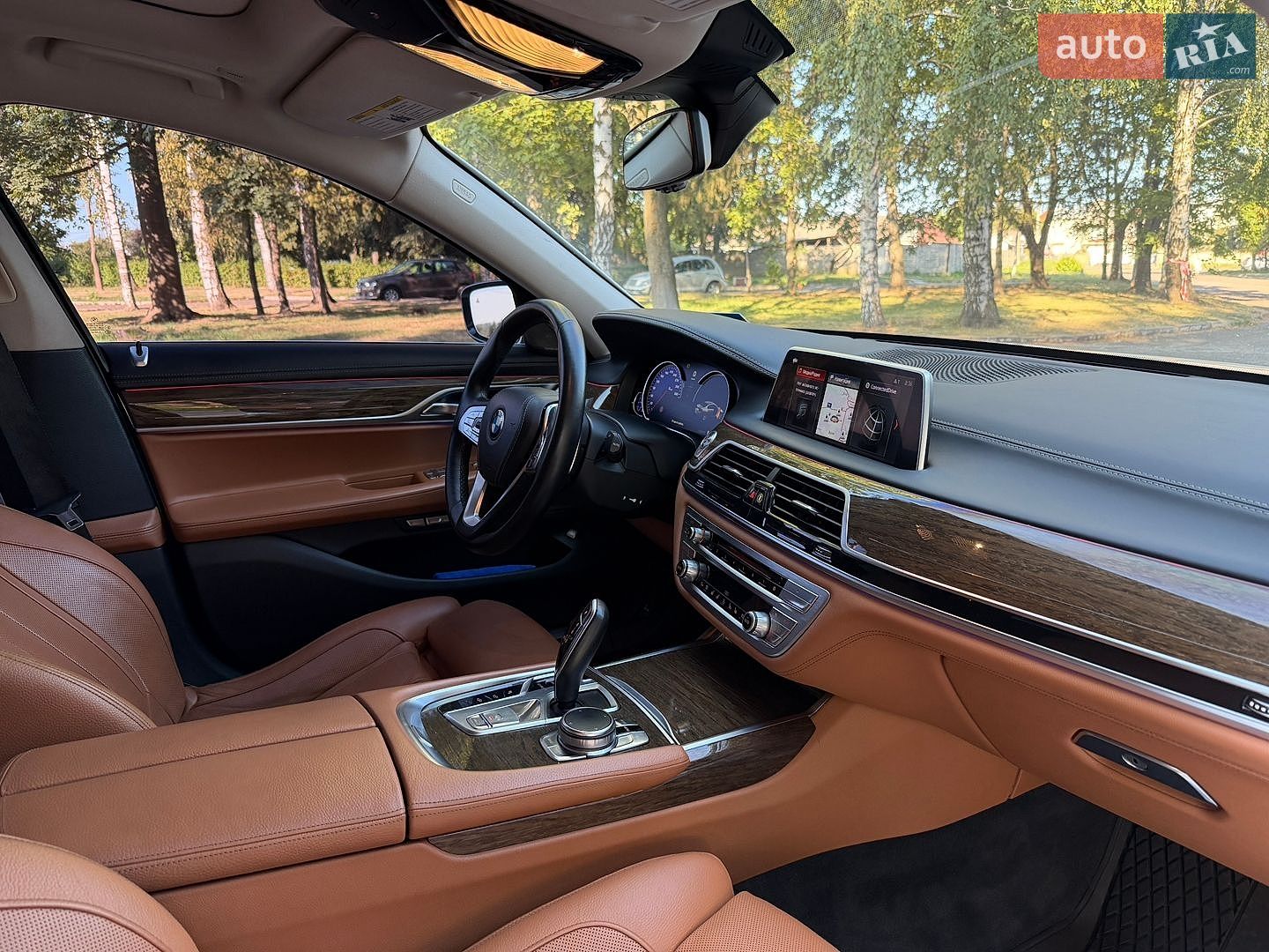 BMW 7 Series 2015 VIN WBA7E2C54GG546768 фото оголошення 16 з 18