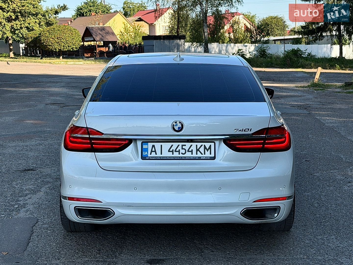 BMW 7 Series 2015 VIN WBA7E2C54GG546768 фото оголошення 4 з 18