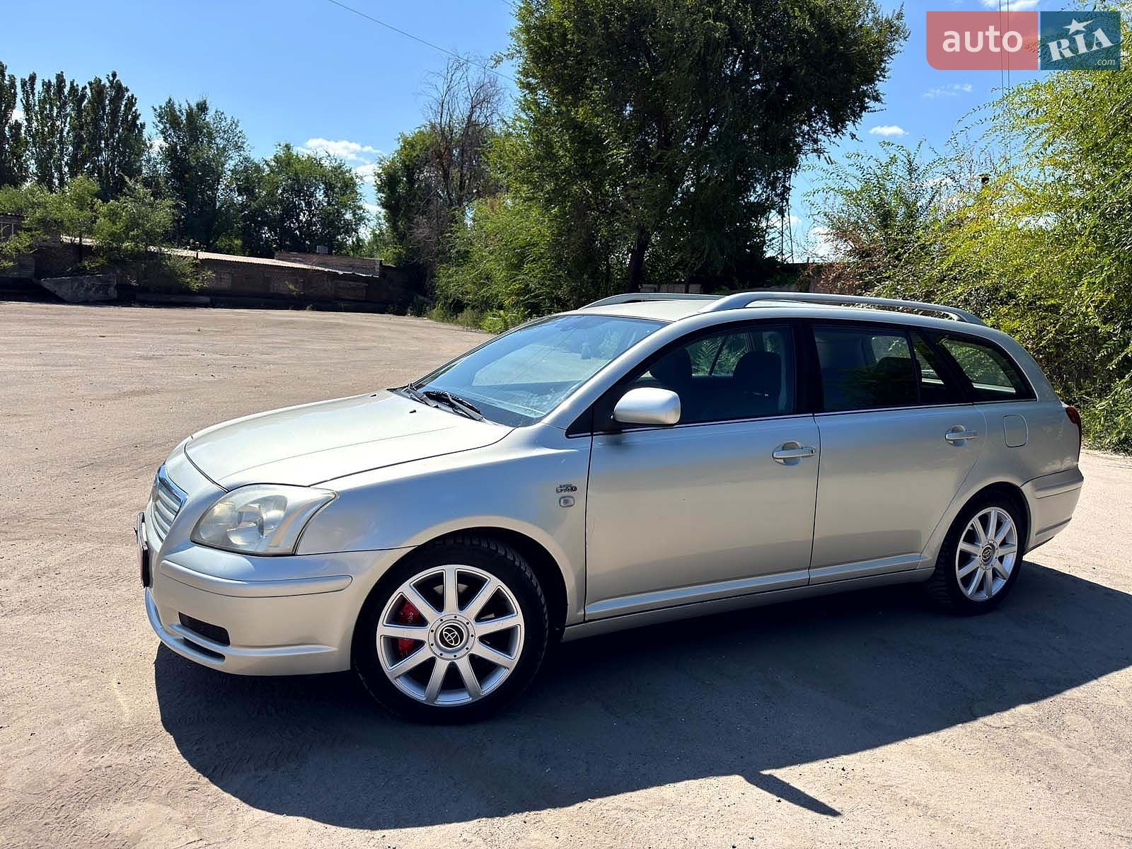 Toyota Avensis 2003 VIN SB1EW56L40E037160 фото оголошення 2 з 19