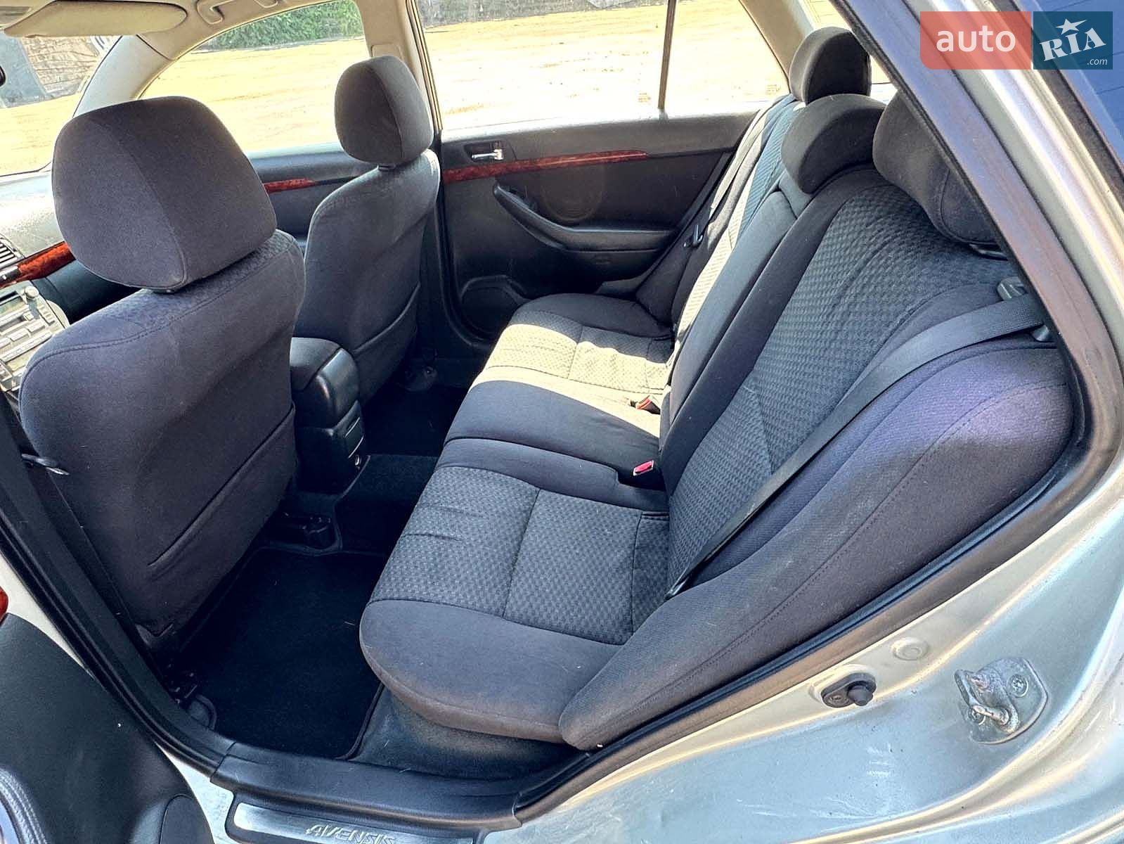 Toyota Avensis 2003 VIN SB1EW56L40E037160 фото оголошення 17 з 19