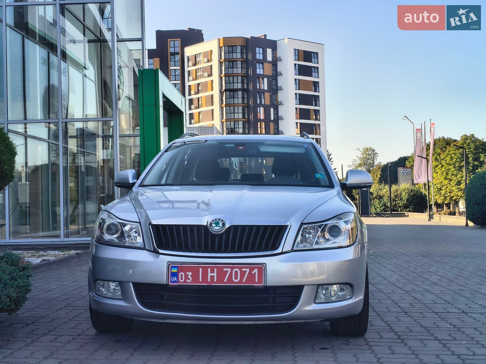 Skoda Octavia 2011 VIN TMBHT61Z1C2049792 фото оголошення 5 з 22