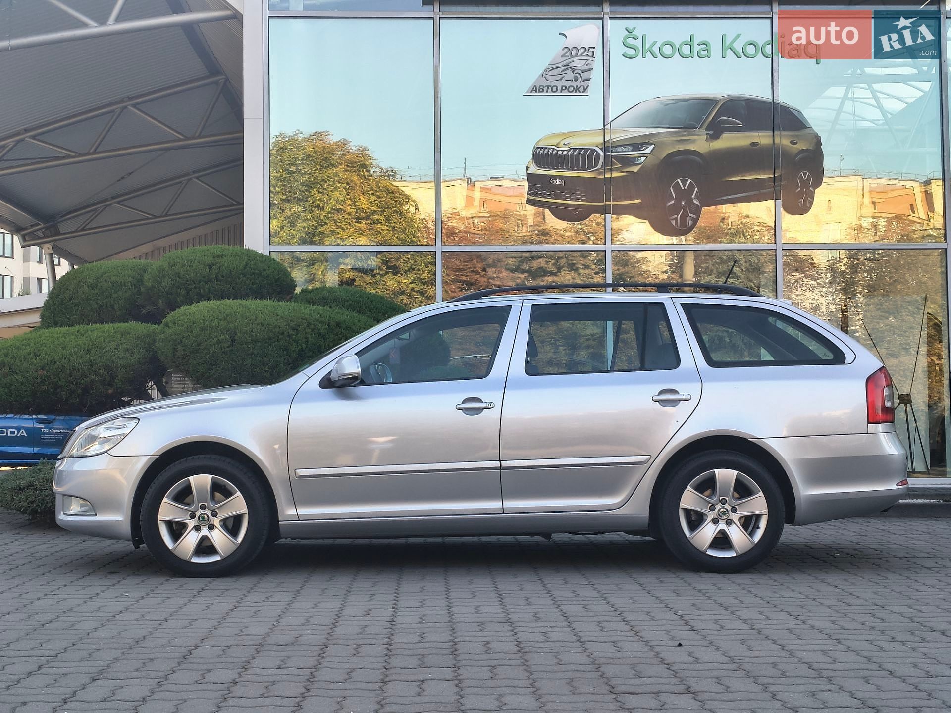 Skoda Octavia 2011 VIN TMBHT61Z1C2049792 фото оголошення 6 з 22