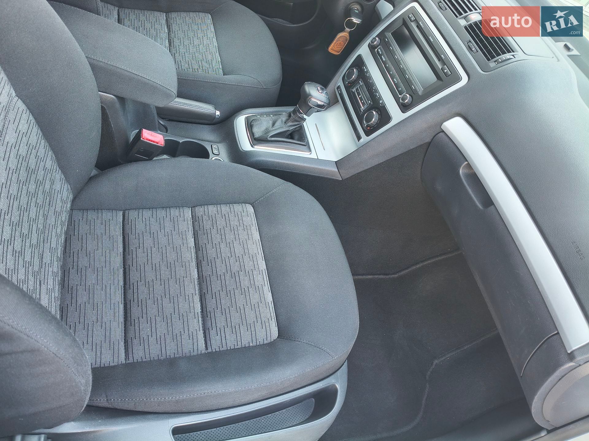 Skoda Octavia 2011 VIN TMBHT61Z1C2049792 фото оголошення 16 з 22
