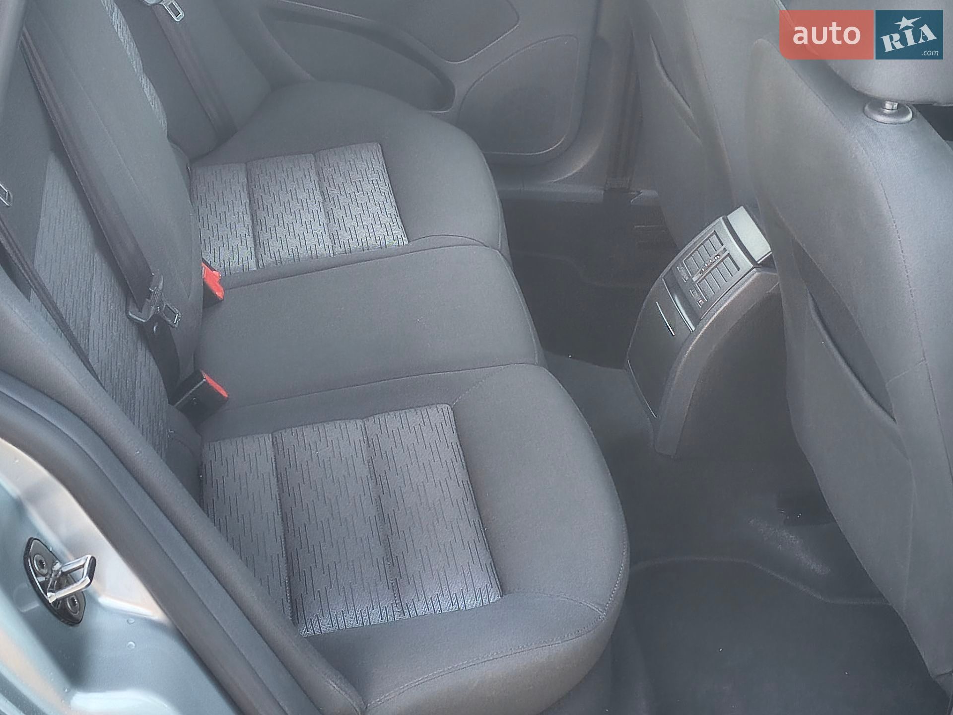 Skoda Octavia 2011 VIN TMBHT61Z1C2049792 фото оголошення 15 з 22