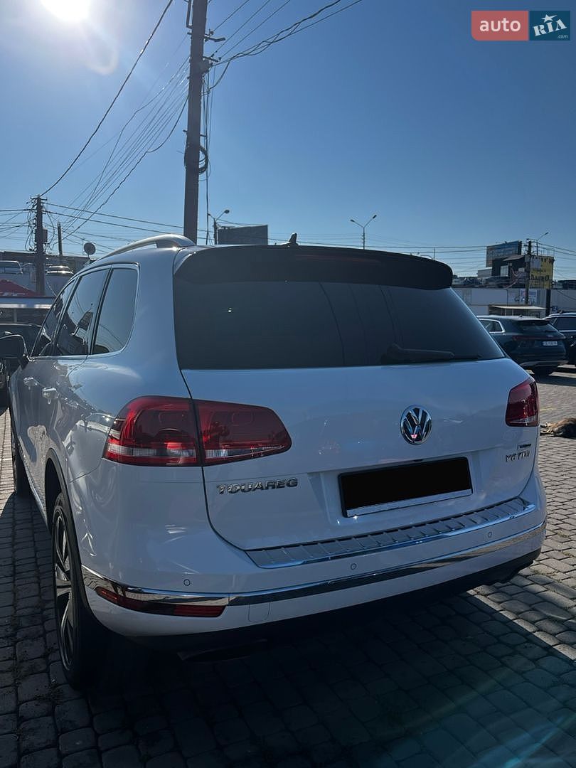 Volkswagen Touareg 2014 VIN WVGZZZ7PZFD008045 фото оголошення 8 з 59