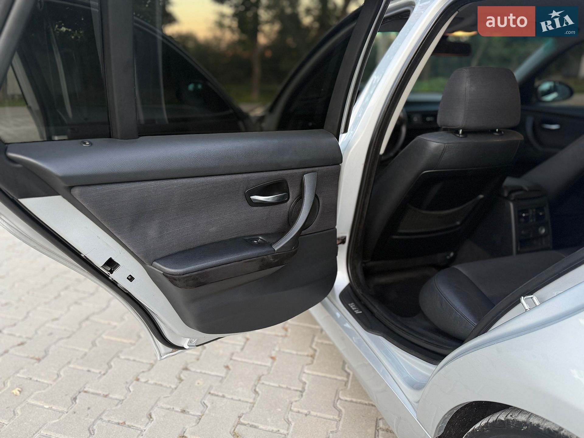 BMW 3 Series 2006 VIN WBAVU31020KY36503 фото оголошення 12 з 23
