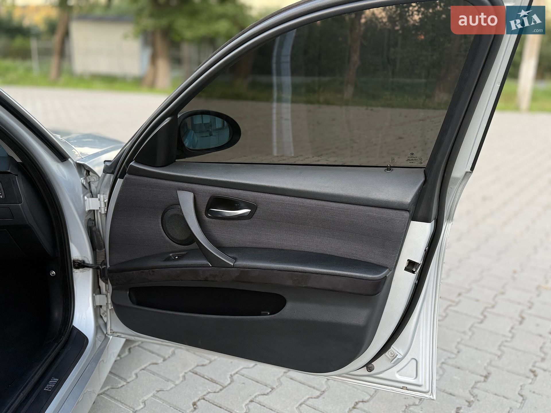 BMW 3 Series 2006 VIN WBAVU31020KY36503 фото оголошення 16 з 23