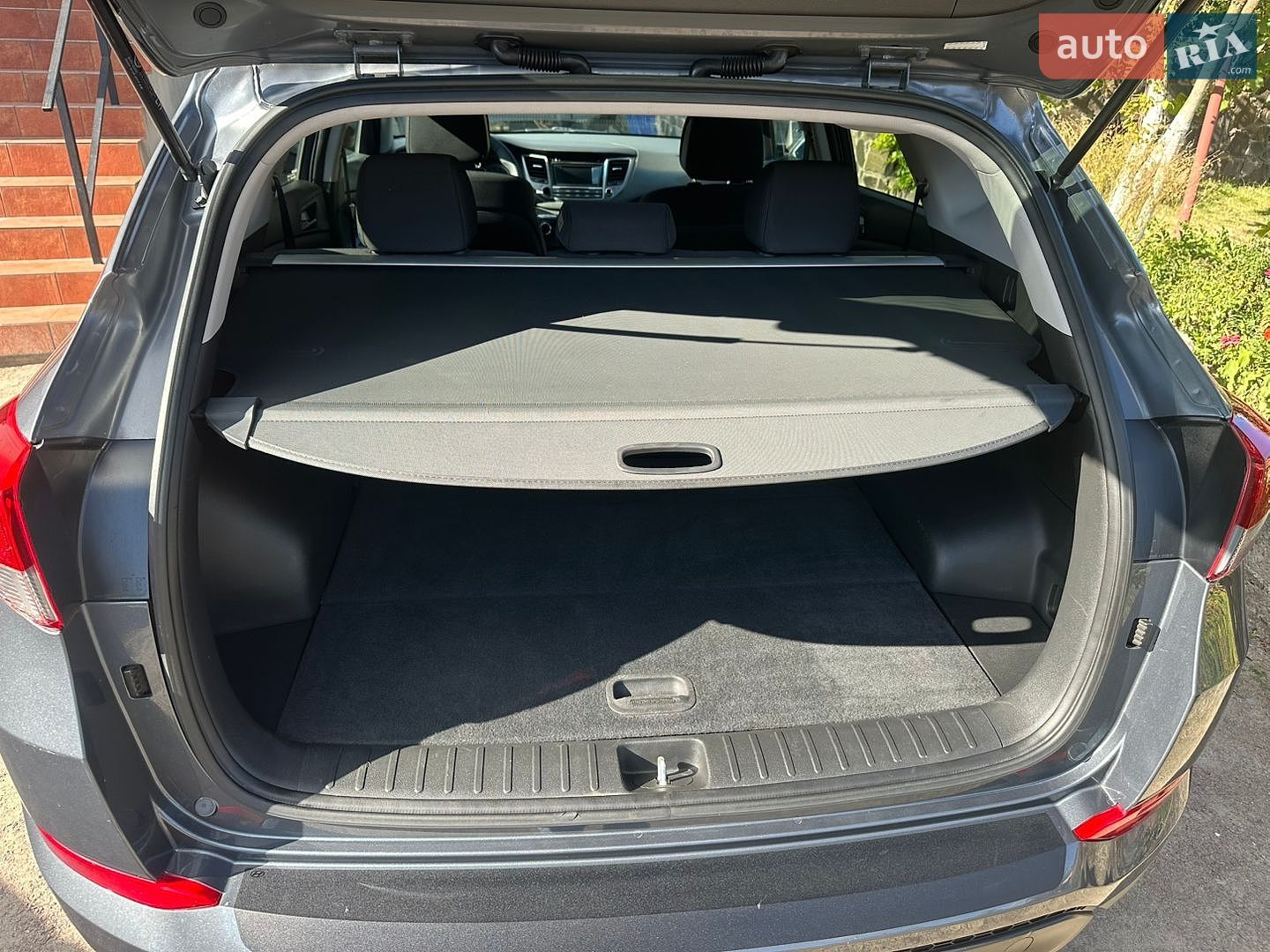 Hyundai Tucson 2018 VIN KM8J33A4XHU593476 фото оголошення 2 з 23