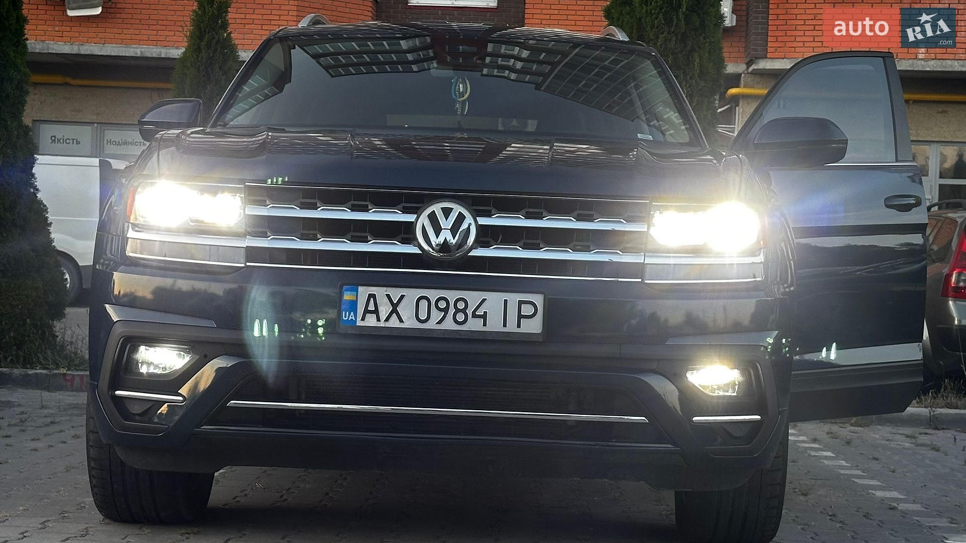 Volkswagen Atlas 2018 VIN 1V2DR2CA5JC539123 фото оголошення 5 з 49