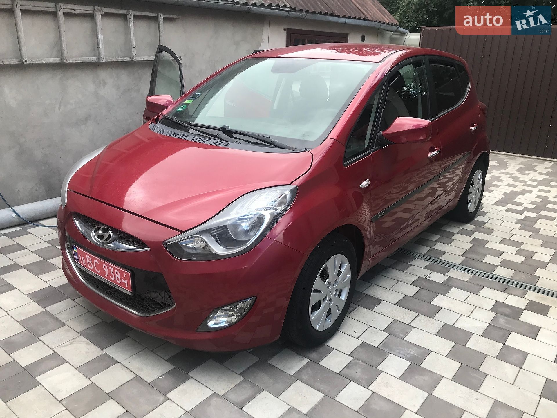 Hyundai ix20 2011 VIN TMAPU81DBBJ046316 фото оголошення 4 з 11