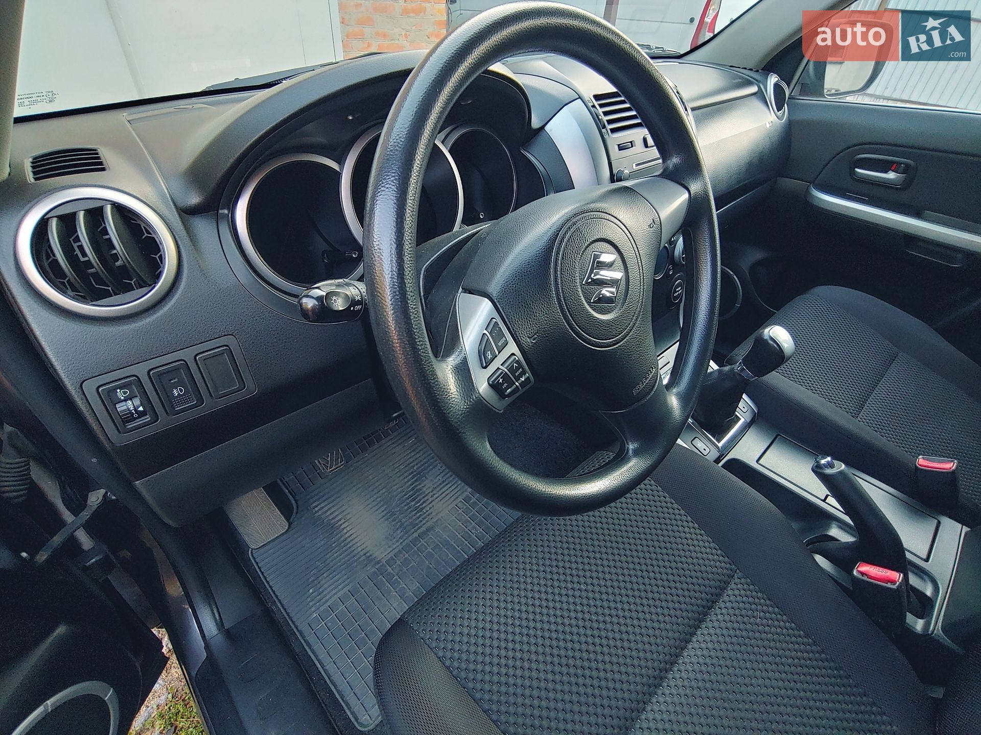 Suzuki Grand Vitara 2011 VIN JSAJTDA4V00225074 фото оголошення 32 з 36