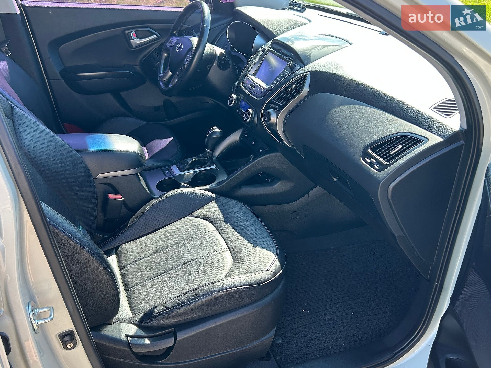 Hyundai ix35 2013 VIN KMHJU81VBEU800664 фото оголошення 15 з 34
