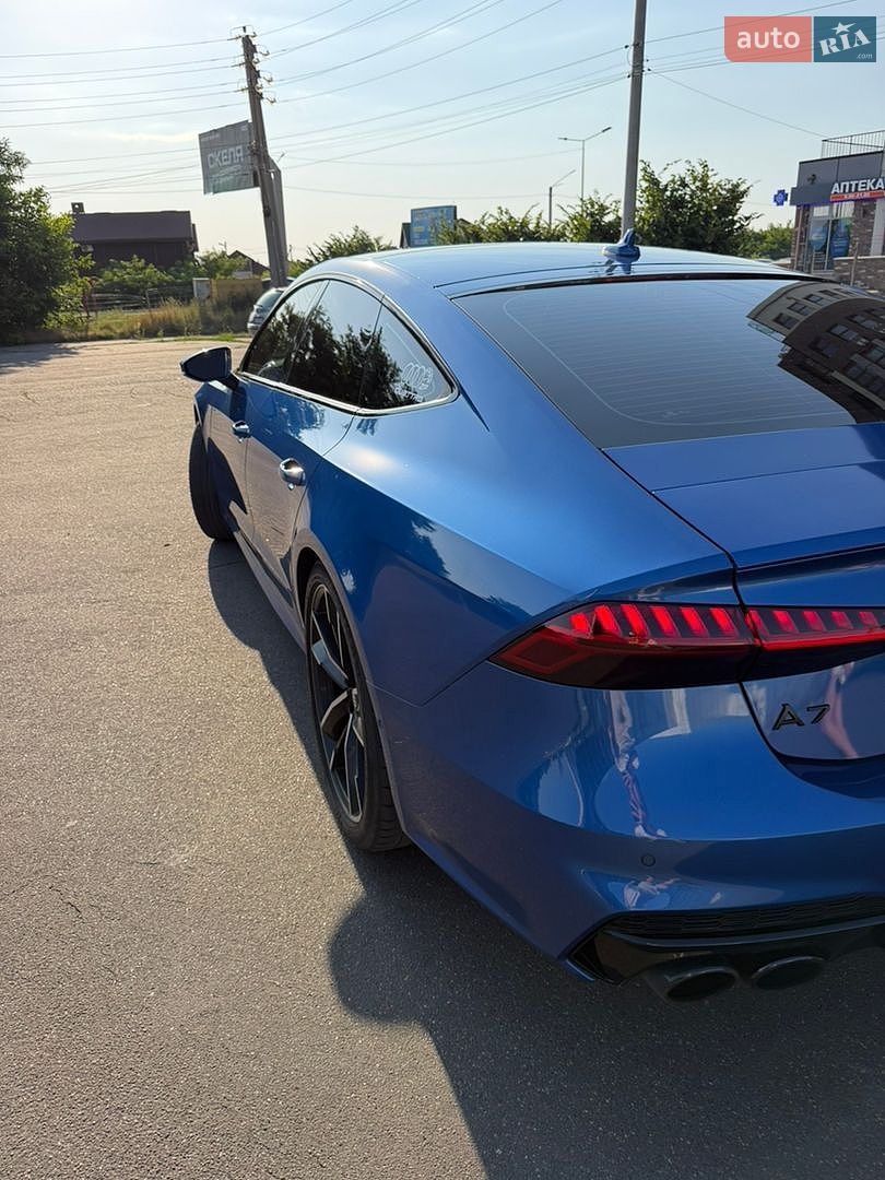 Audi A7 Sportback 2019 VIN WAUR2AF20KN090852 фото оголошення 5 з 19