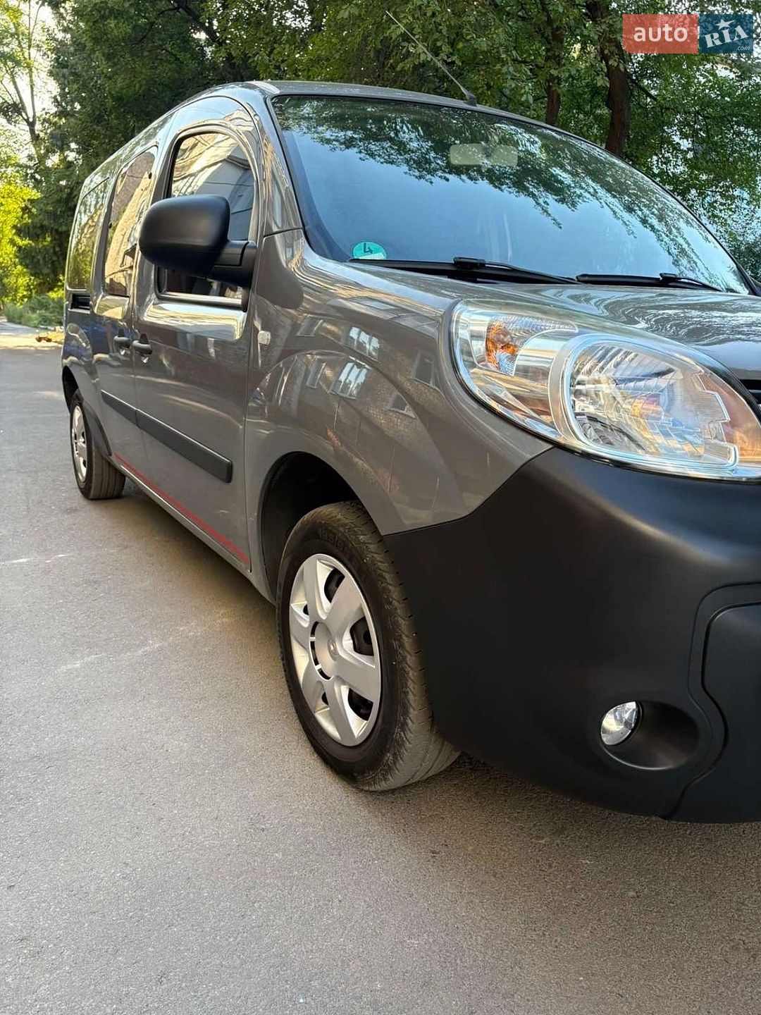 Renault Kangoo 2016 VIN VF1KW08H552672147 фото оголошення 2 з 44