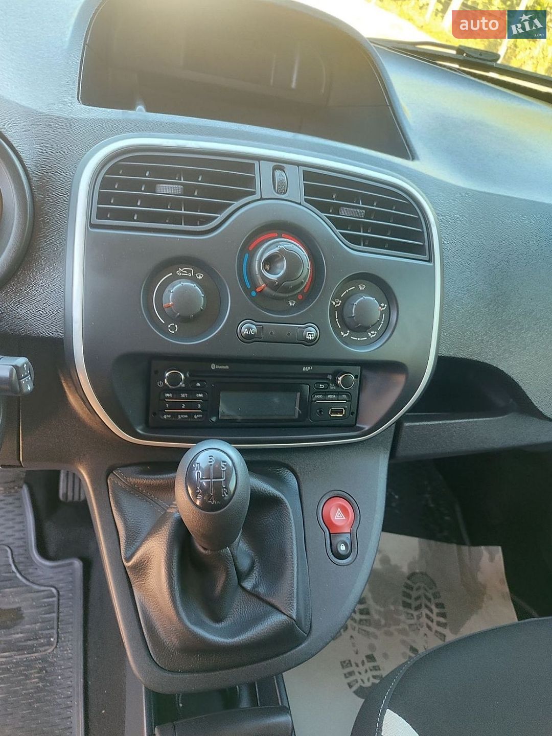 Renault Kangoo 2016 VIN VF1KW08H552672147 фото оголошення 38 з 44