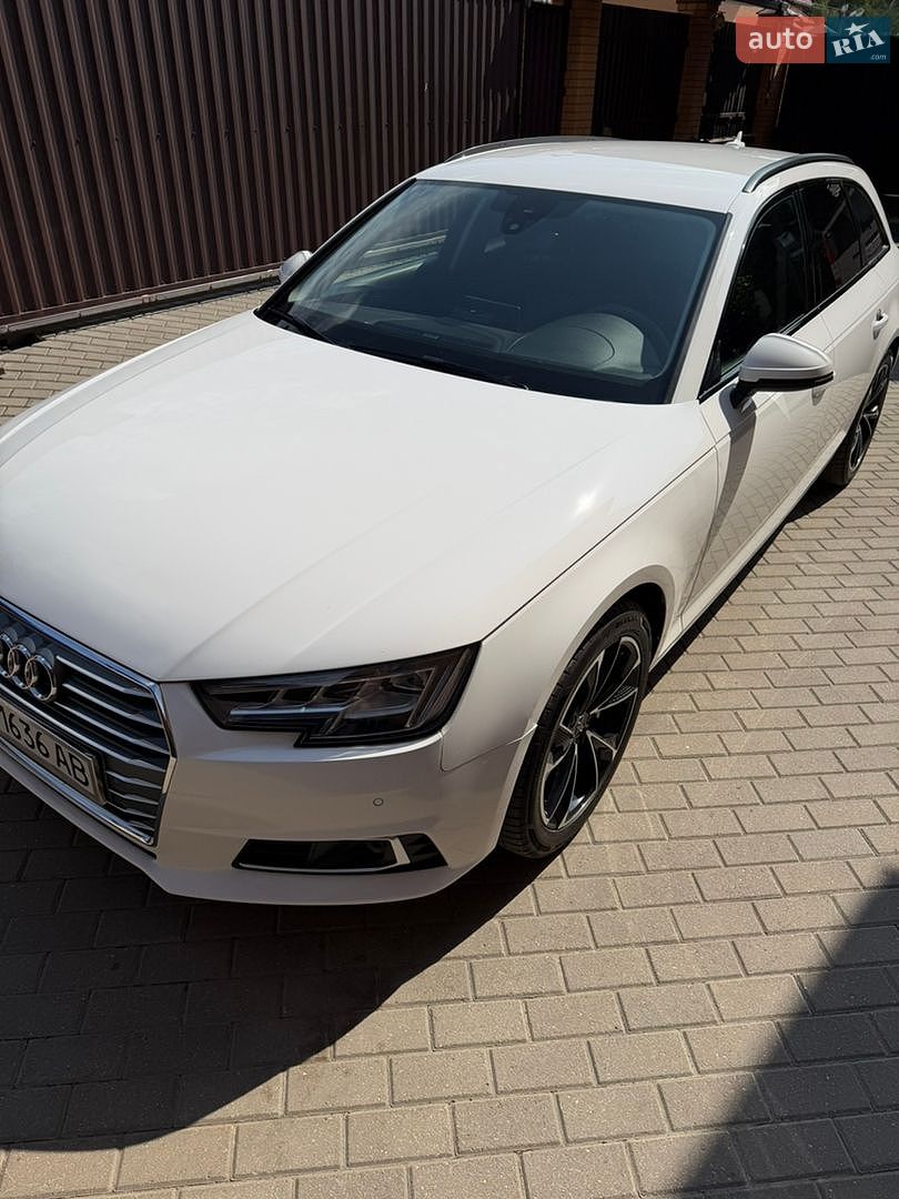 Audi A4 2018 VIN WAUZZZF48JA197049 фото оголошення 4 з 52