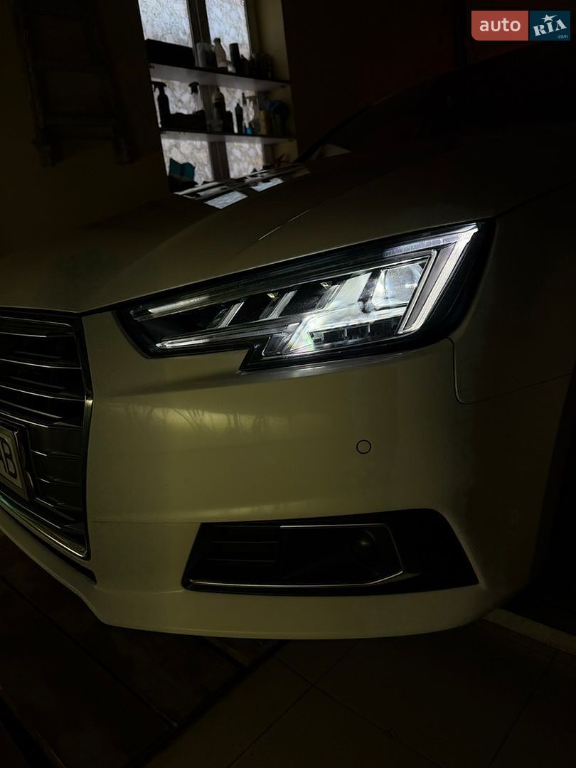 Audi A4 2018 VIN WAUZZZF48JA197049 фото оголошення 19 з 52