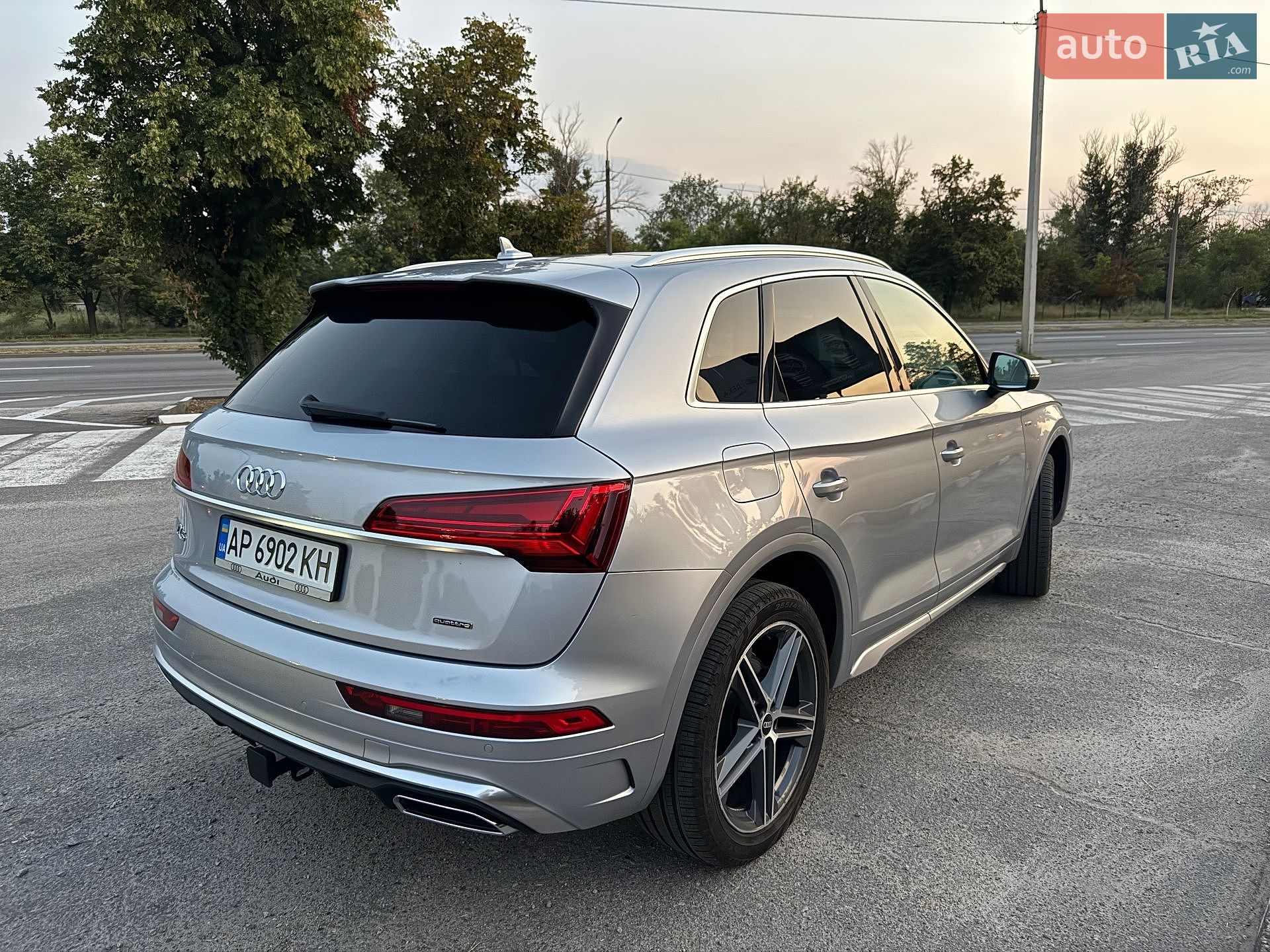 Audi Q5 2021 VIN WA1E2AFY1M2035069 фото оголошення 9 з 26