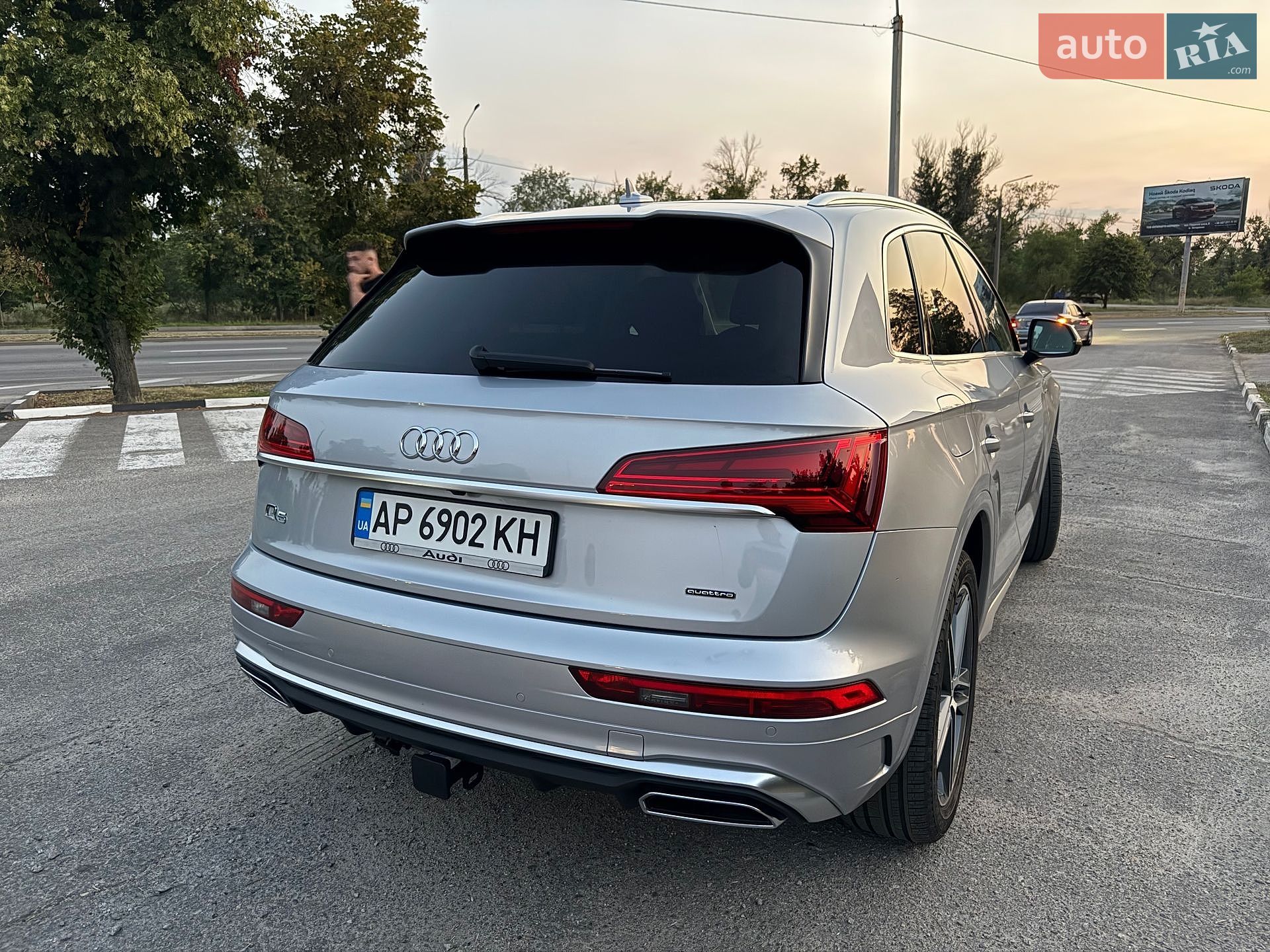 Audi Q5 2021 VIN WA1E2AFY1M2035069 фото оголошення 8 з 26