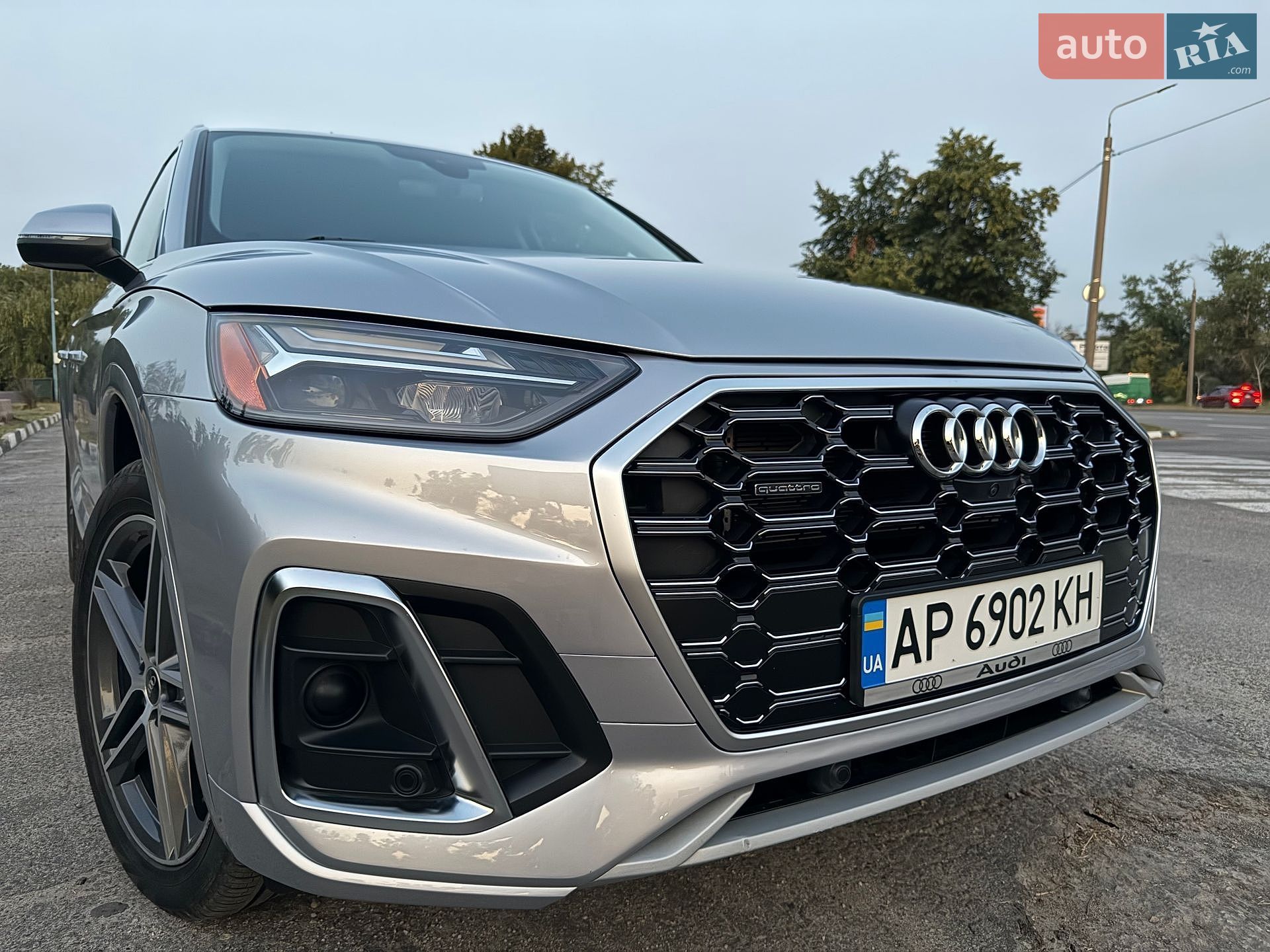 Audi Q5 2021 VIN WA1E2AFY1M2035069 фото оголошення 14 з 26
