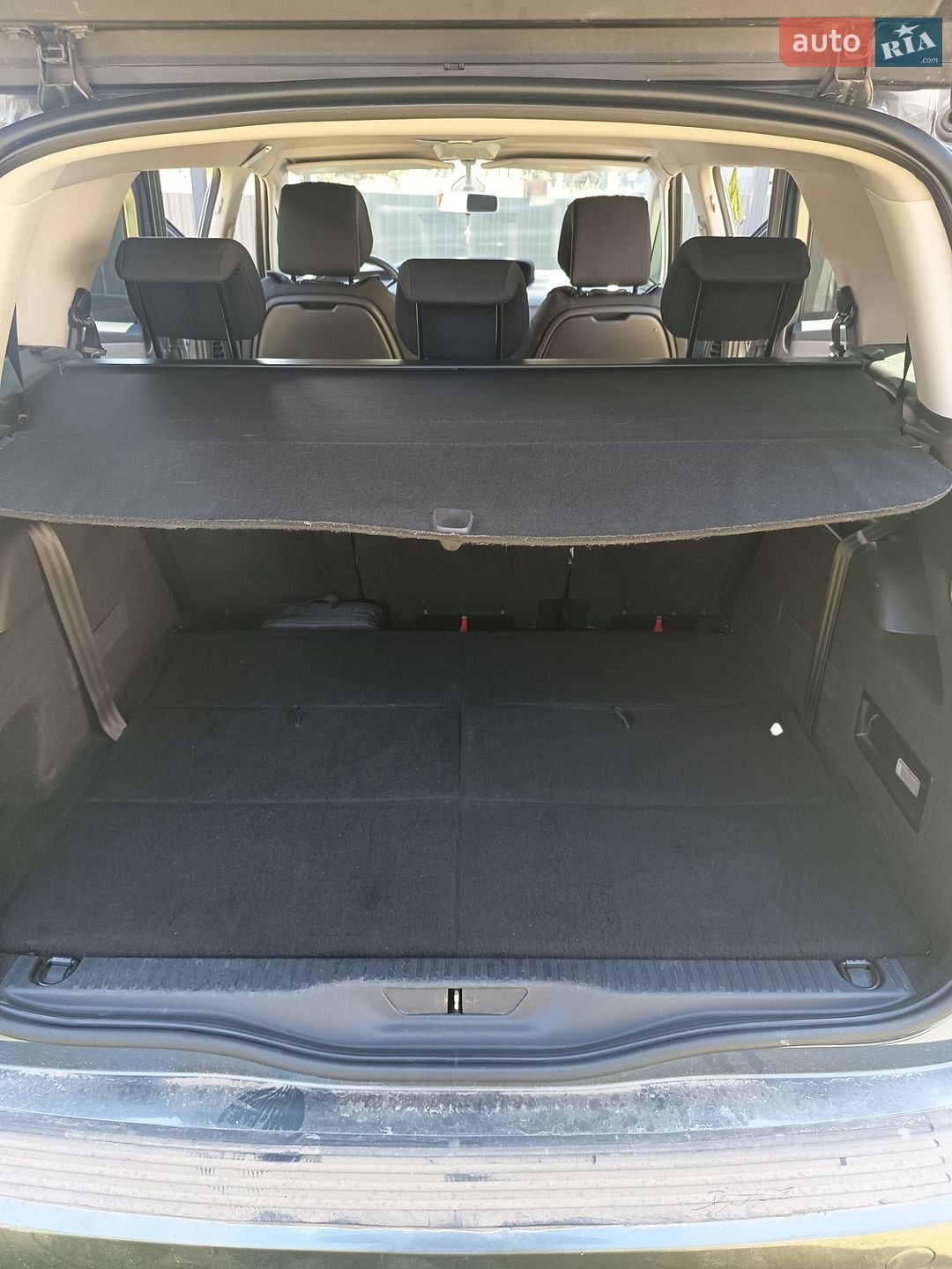 Citroen Grand C4 Picasso 2015 VIN VF73A9HC8FJ609764 фото оголошення 33 з 37