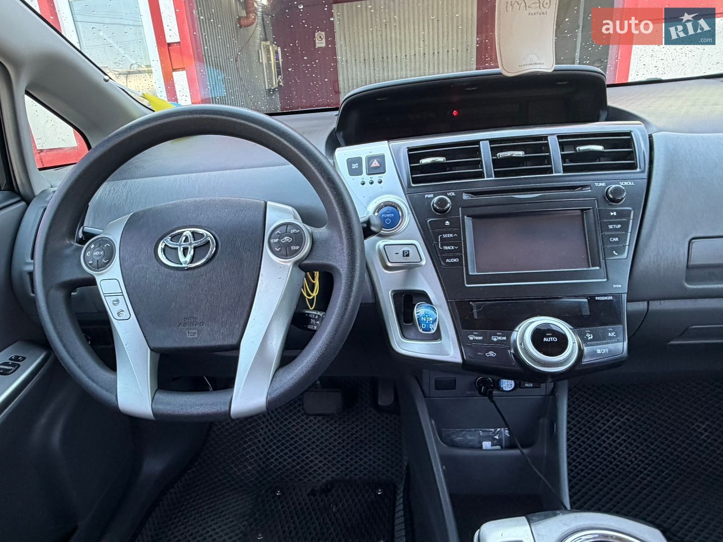 Toyota Prius v 2012 VIN JTDZN3EU8C3164704 фото оголошення 15 з 16