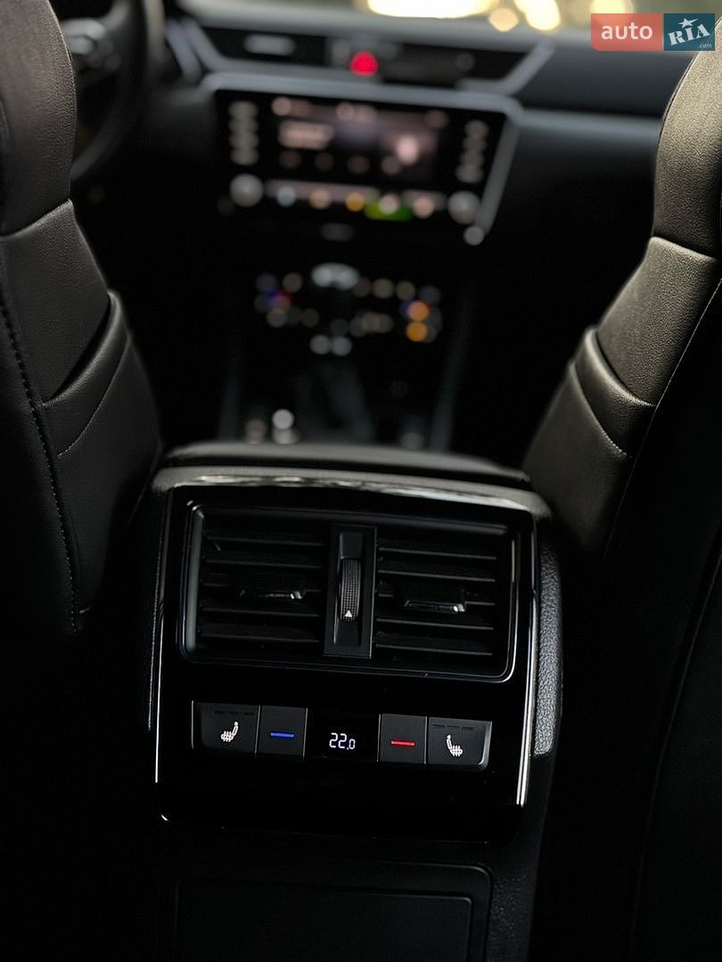 Skoda Superb 2021 VIN TMBCR9NP0M7042128 фото оголошення 4 з 29