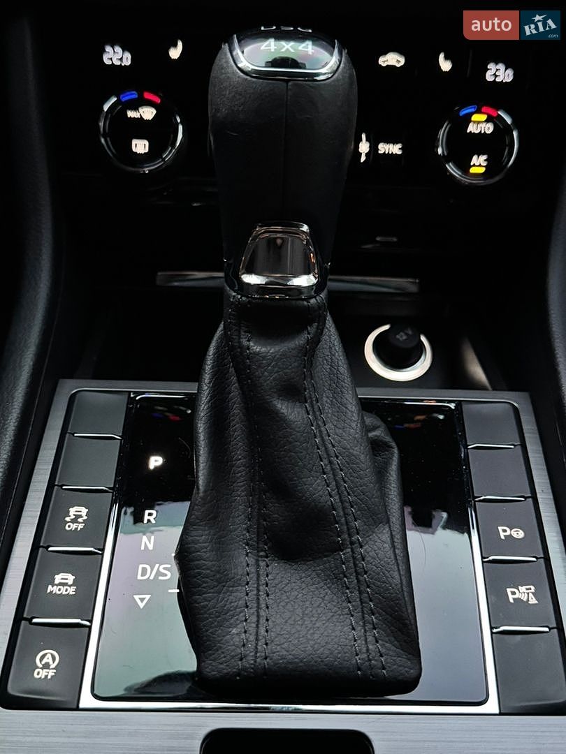 Skoda Superb 2021 VIN TMBCR9NP0M7042128 фото оголошення 7 з 29