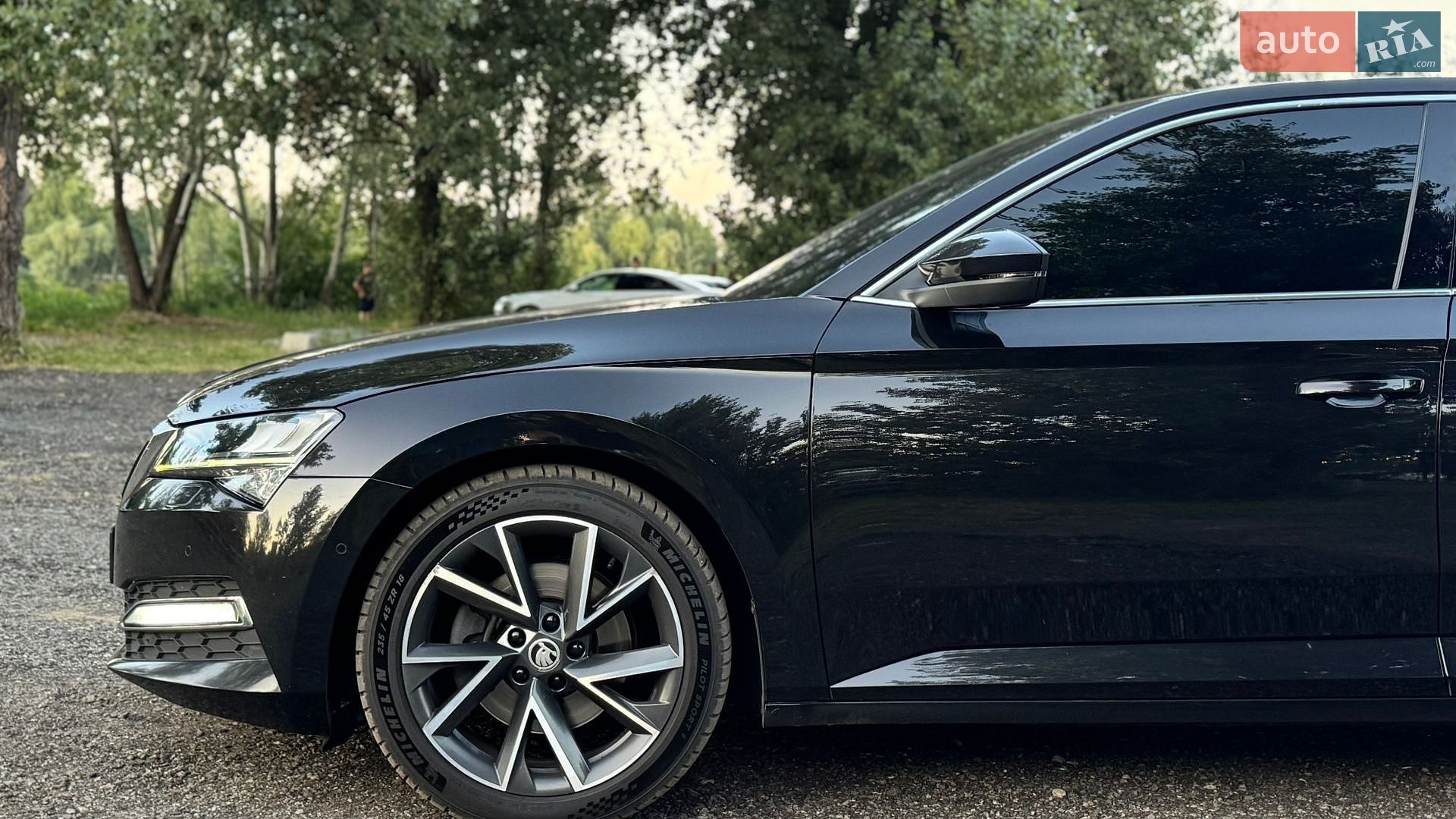 Skoda Superb 2021 VIN TMBCR9NP0M7042128 фото оголошення 18 з 29