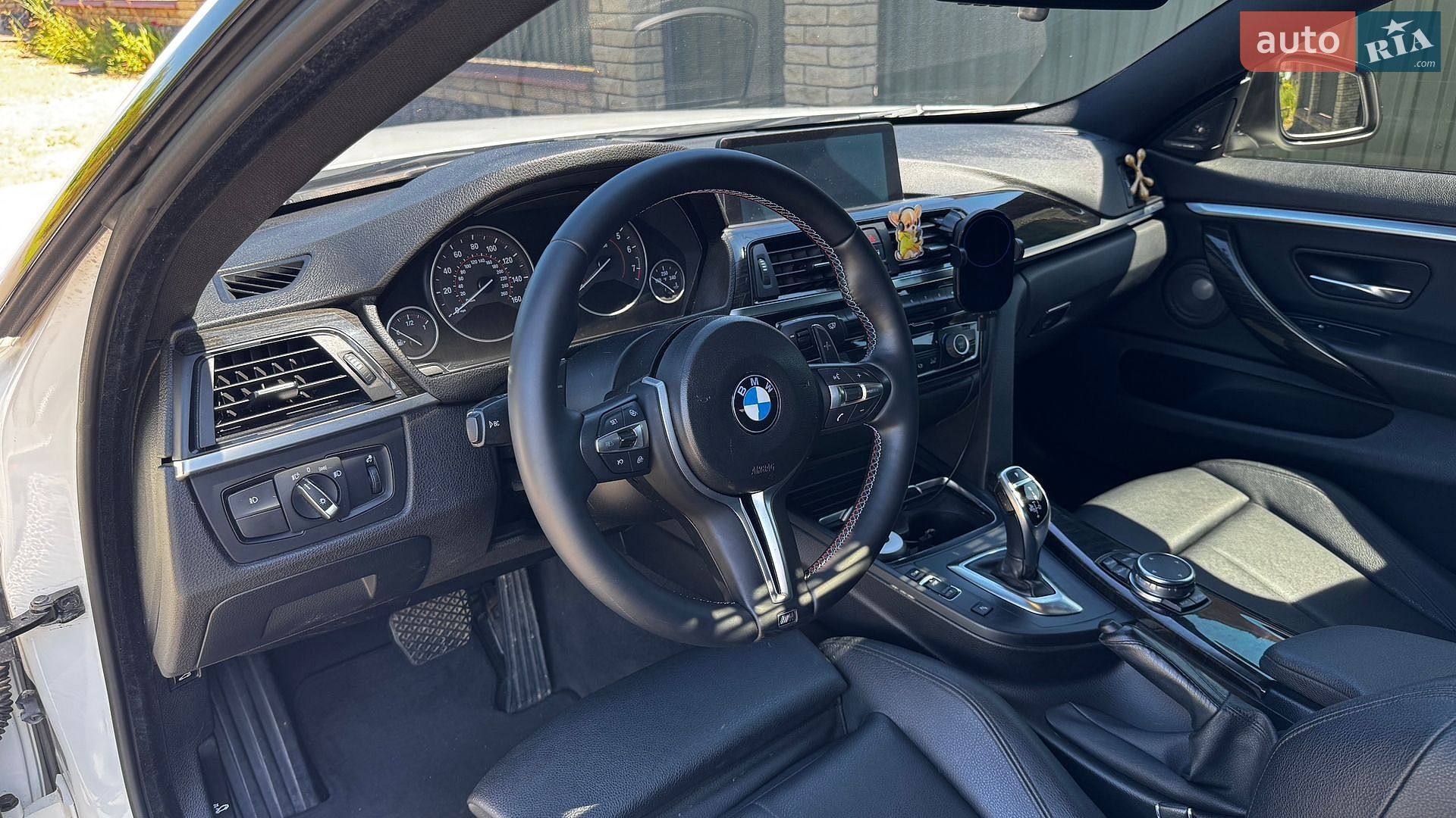 BMW 4 Series Gran Coupe 2015 VIN WBA4A9C57GGL87381 фото оголошення 9 з 37