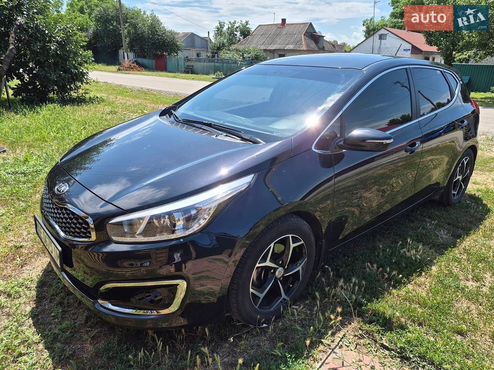 Kia Ceed 2017 VIN U5YHN516AHL294810 фото оголошення 13 з 16