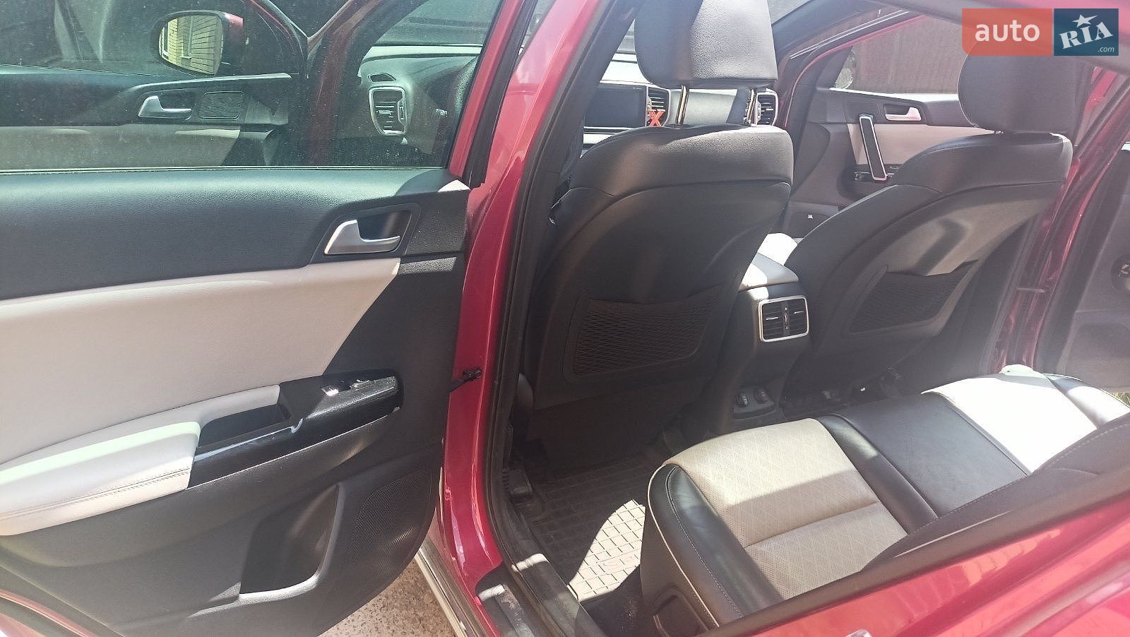 Kia Sportage 2017 VIN U5YPK813DHL268842 фото оголошення 9 з 11