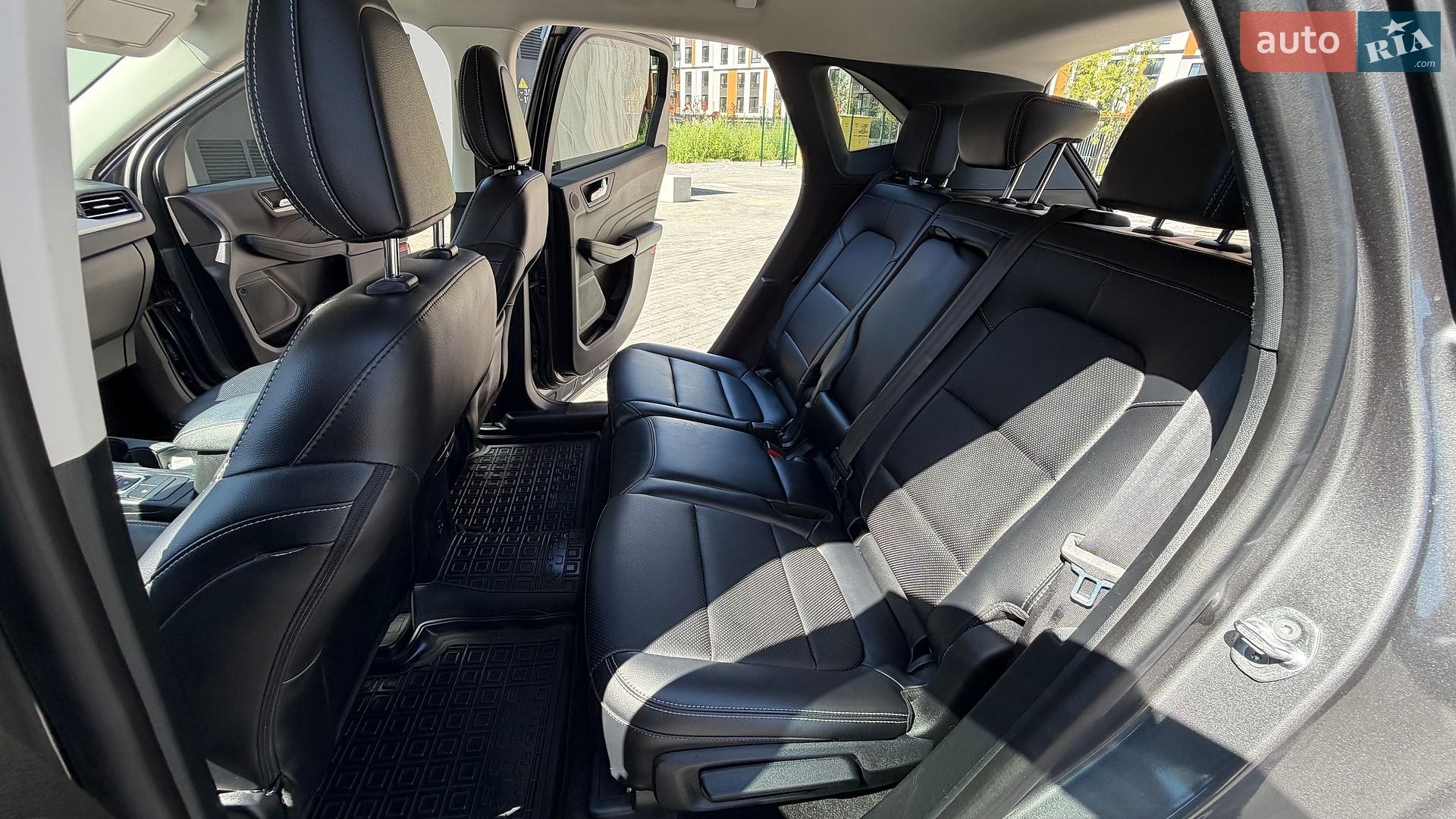 Ford Escape 2021 VIN 1FMCU0CZ9MUA77102 фото оголошення 37 з 52