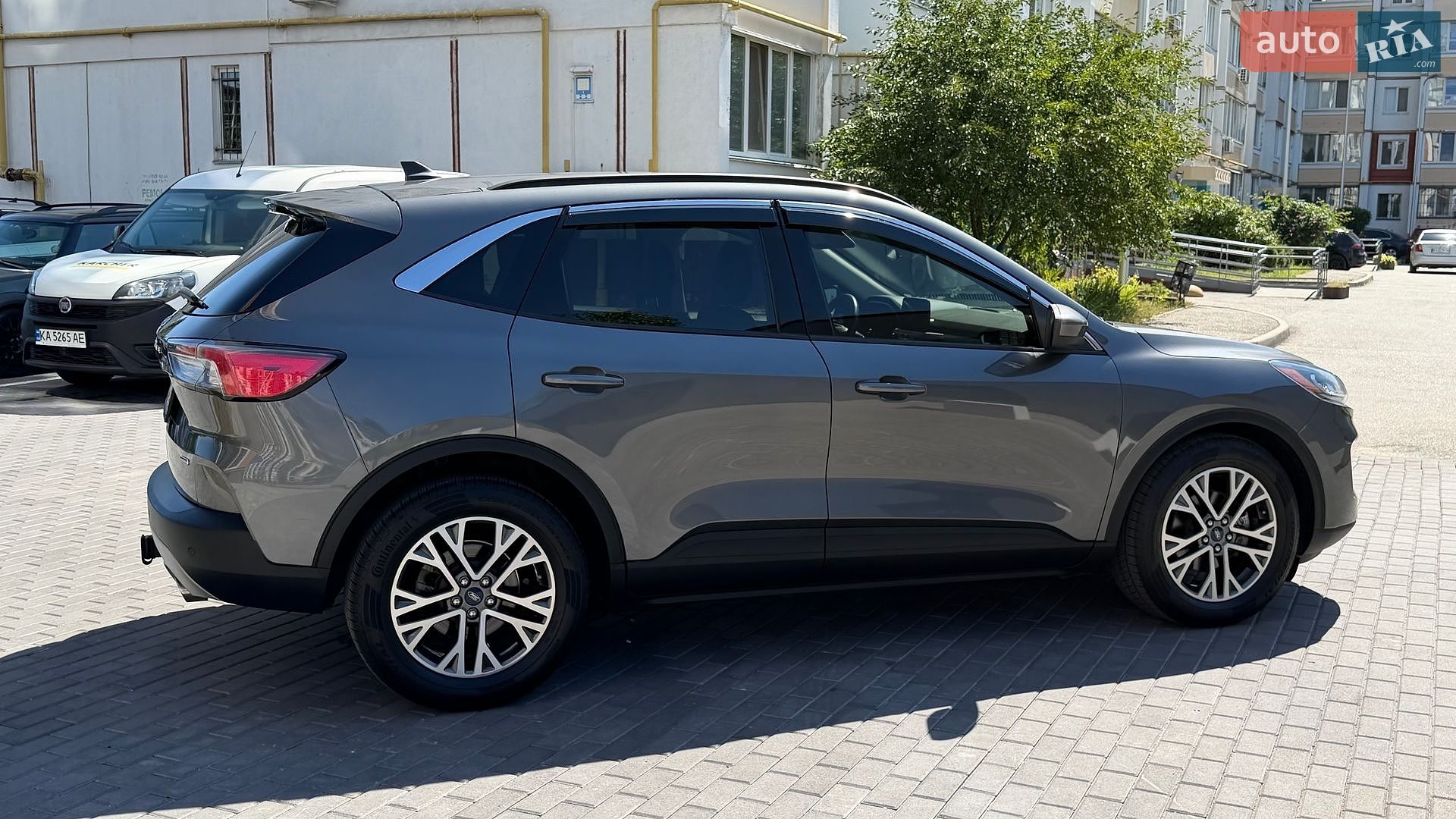 Ford Escape 2021 VIN 1FMCU0CZ9MUA77102 фото оголошення 17 з 52