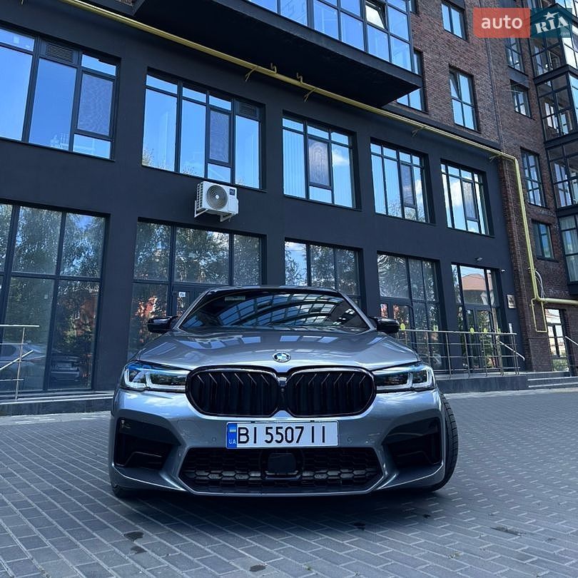 BMW 5 Series 2019 VIN WBAJB9C51KB464283 фото оголошення 2 з 12