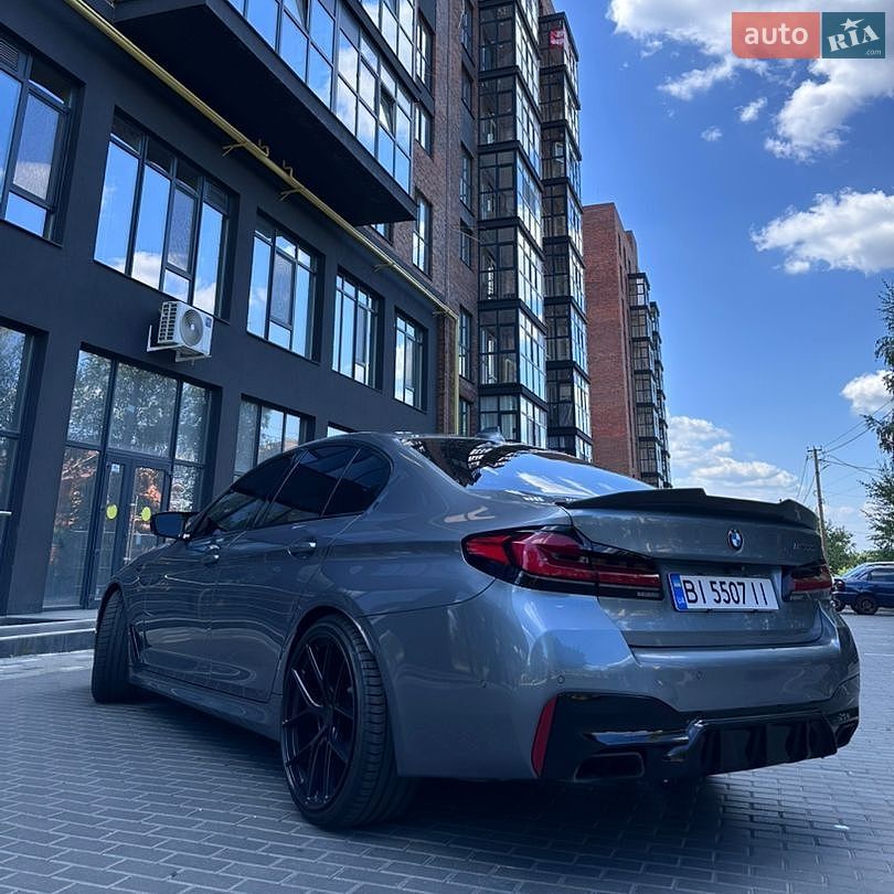 BMW 5 Series 2019 VIN WBAJB9C51KB464283 фото оголошення 5 з 12