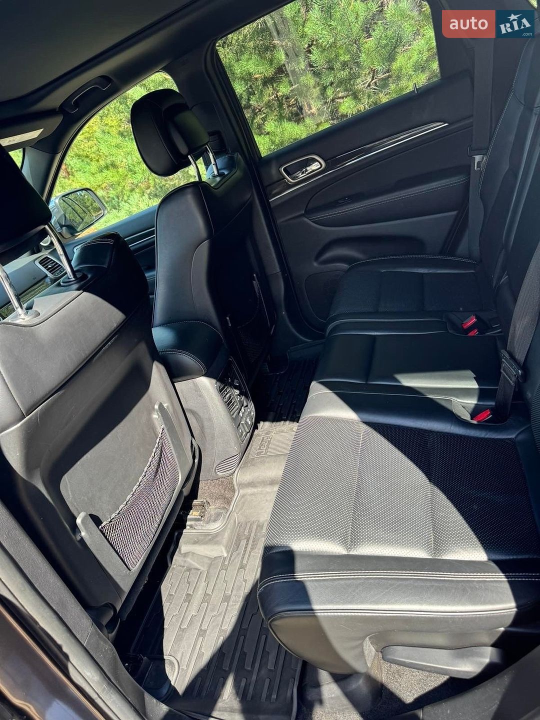 Jeep Grand Cherokee 2015 VIN 1C4RJFCM7FC763095 фото оголошення 8 з 10
