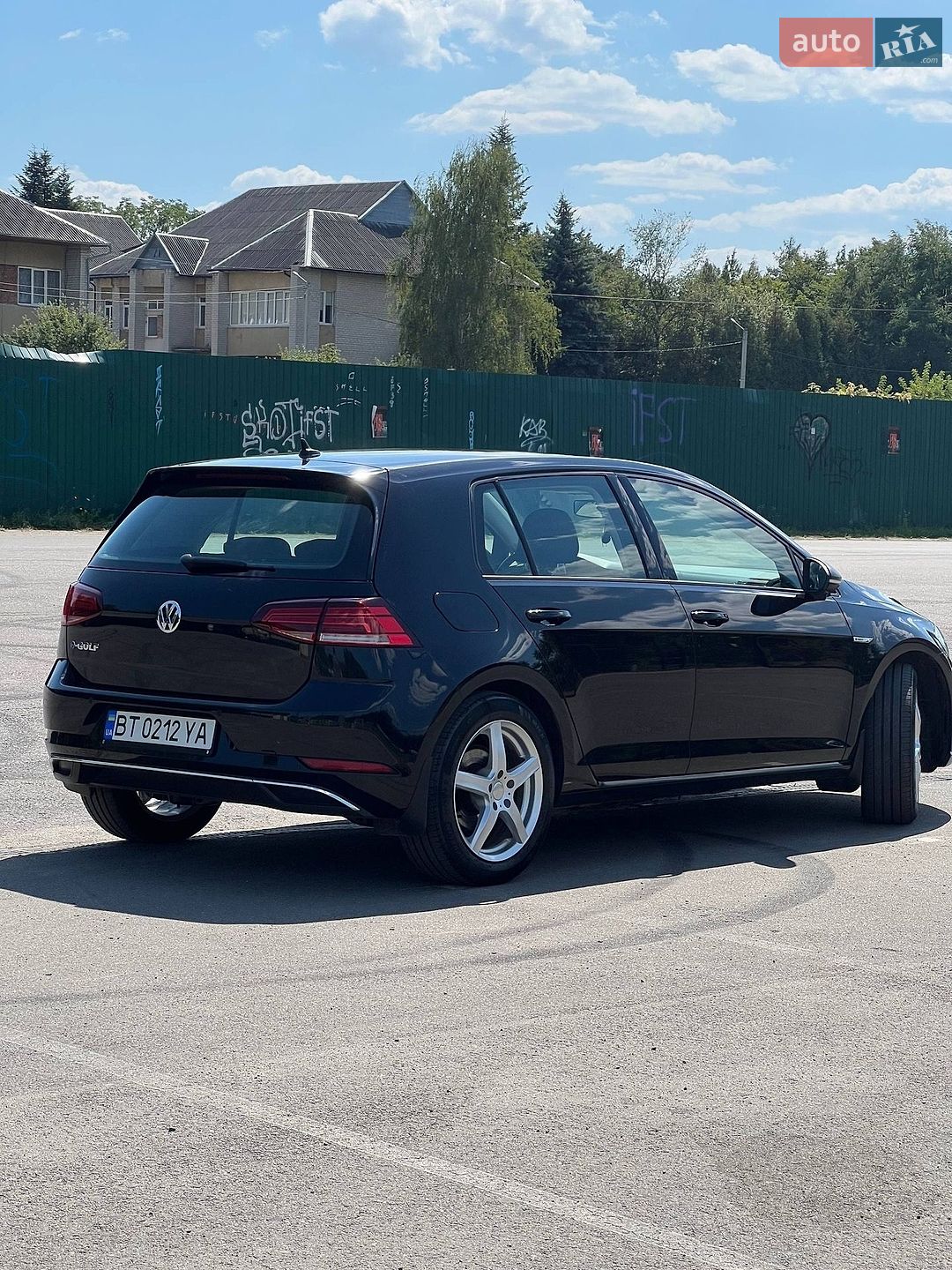 Volkswagen e-Golf 2018 VIN WVWZZZAUZJW909633 фото оголошення 3 з 30