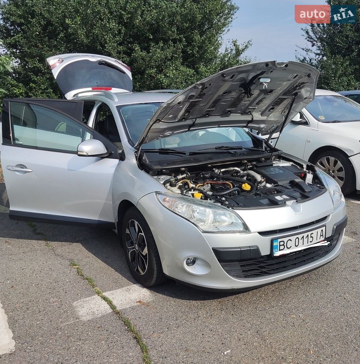 Renault Megane 2010 VIN VF1KZ0N0643843689 фото оголошення 8 з 16