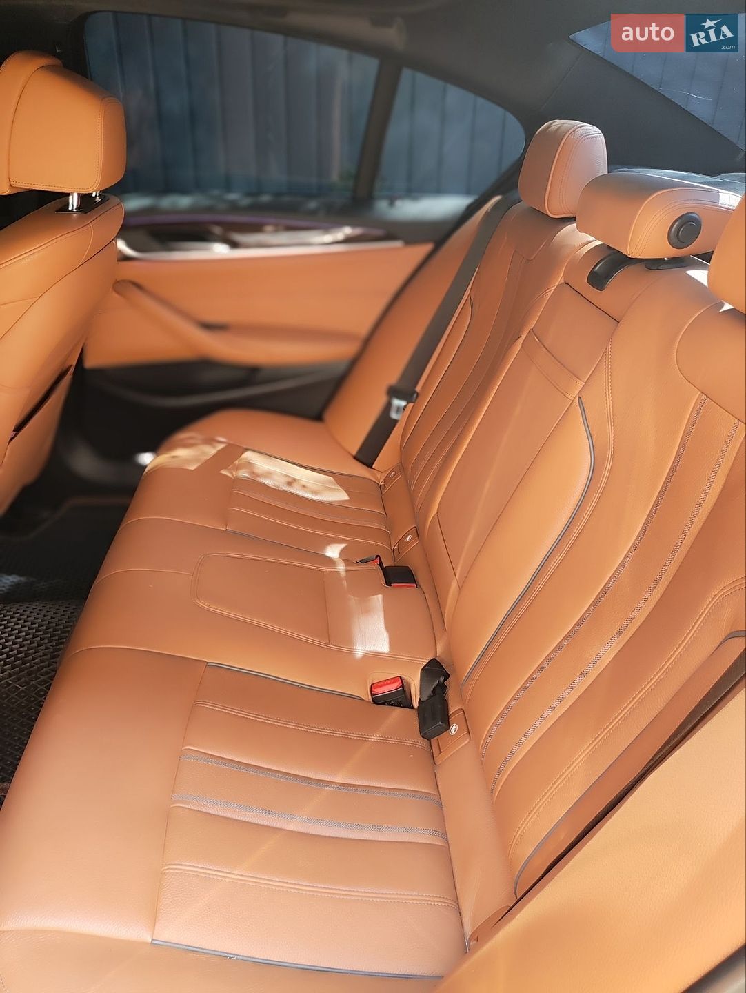 BMW 5 Series 2018 VIN WBAJA9C59JB252202 фото оголошення 8 з 9