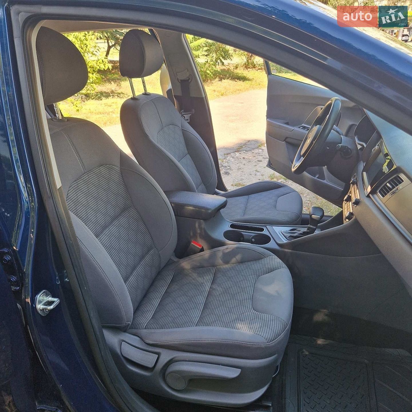 Kia Niro 2018 VIN KNDCB3LC4J5161017 фото оголошення 9 з 10