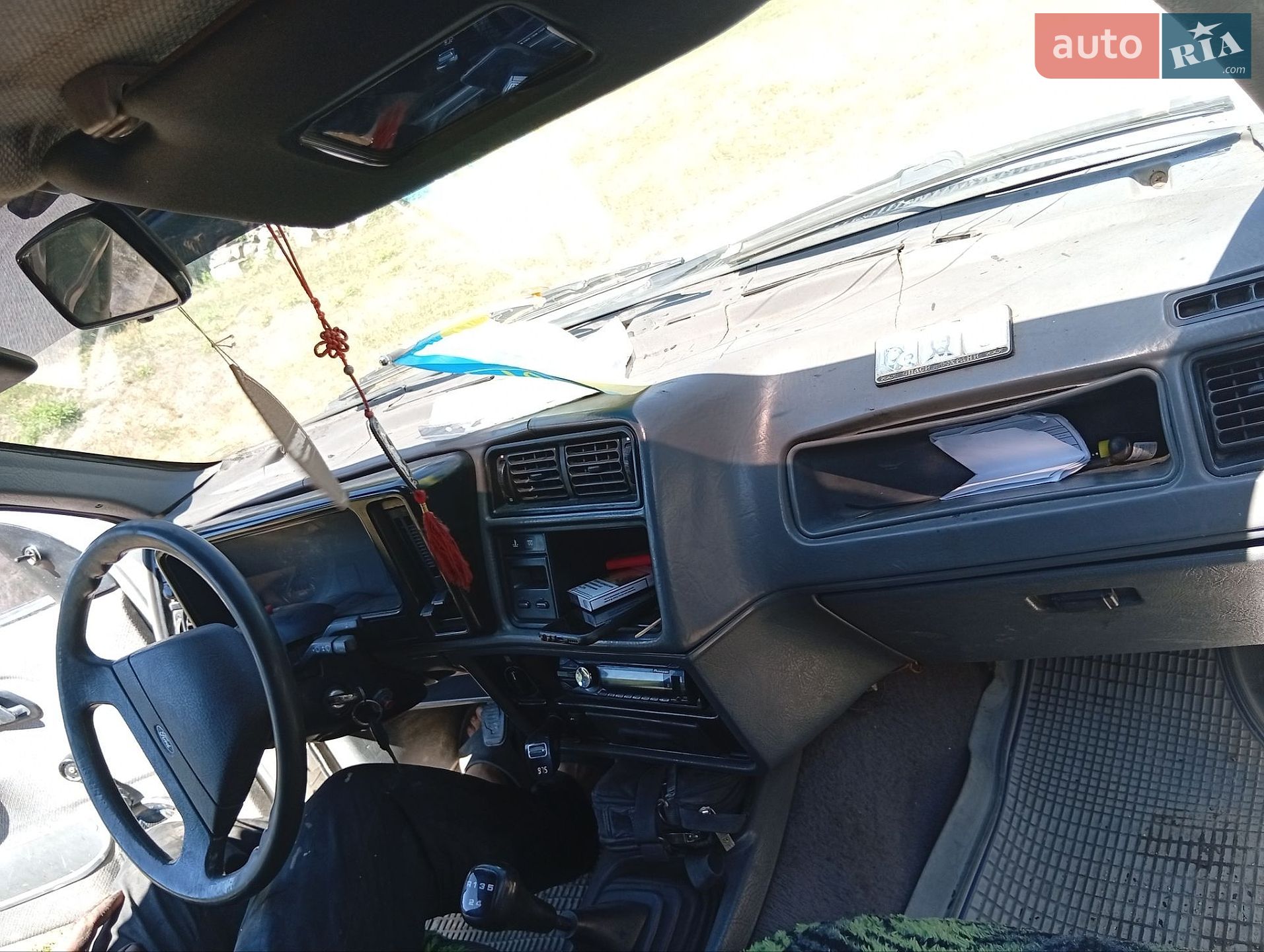Ford Sierra 1987 VIN WF0FXXGBBFHK78093 фото оголошення 6 з 8