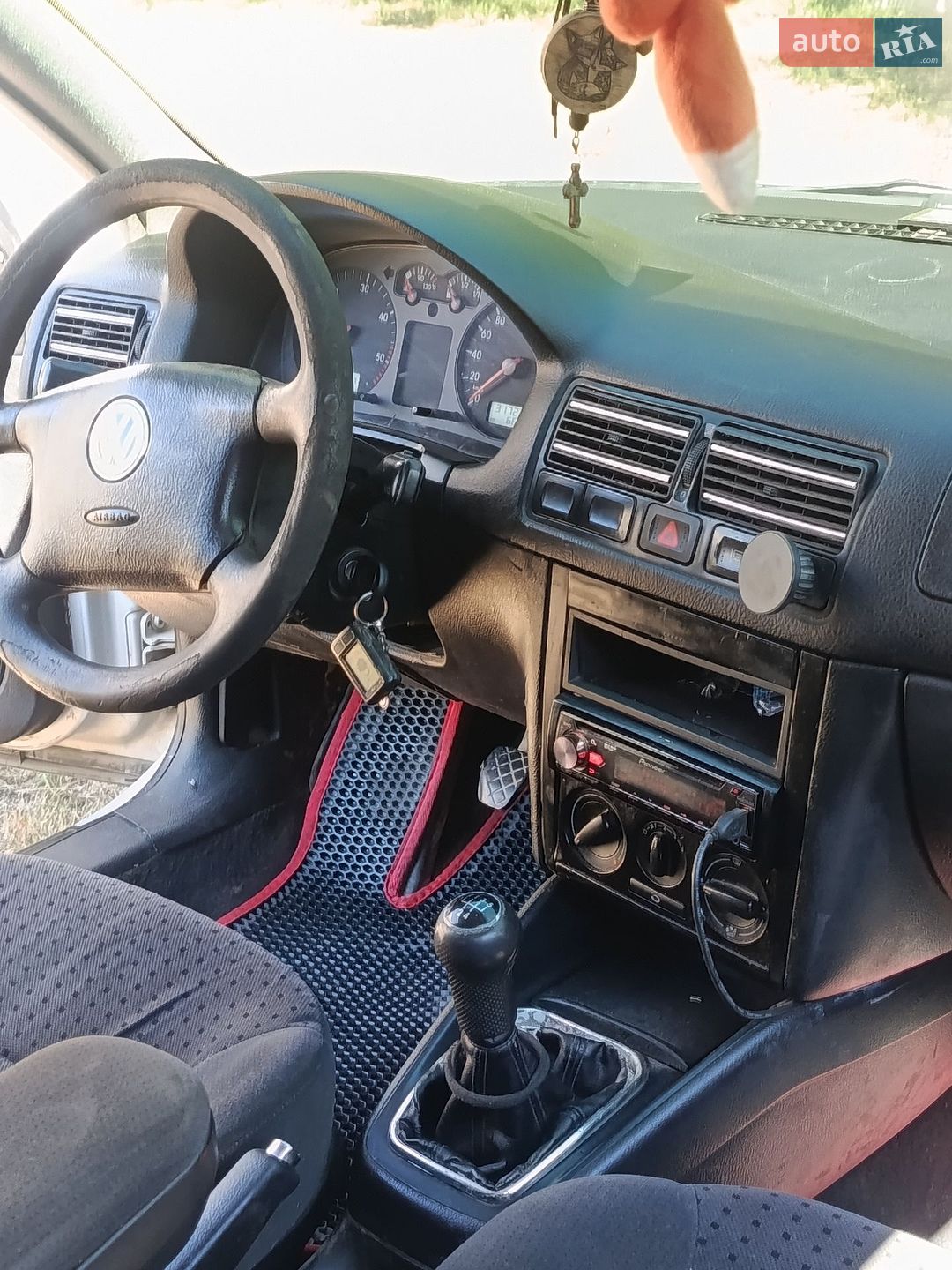 Volkswagen Golf 1999 VIN WVWZZZ1JZYD037454 фото оголошення 7 з 8